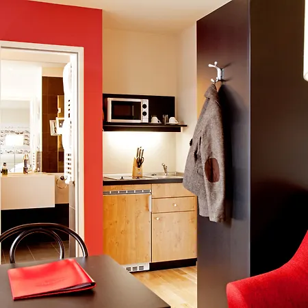 Aparthotel Townhouse 4*