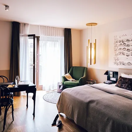 Aparthotel Townhouse 4*
